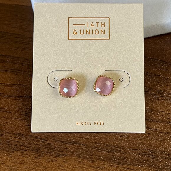 Nordstrom Rack 14th & Union Square Crystal Stud Earrings NEW - Picture 4 of 4
